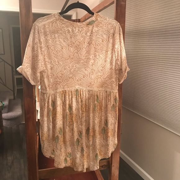 Sold!! Anthropologie Akemi Kin Veria Peplum tunic - Picture 7 of 10